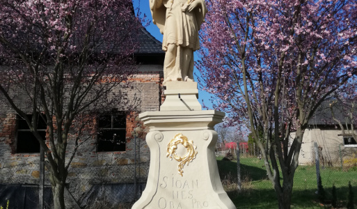Návrat zrekonštruovanej sochy J. Nepomuckého 
